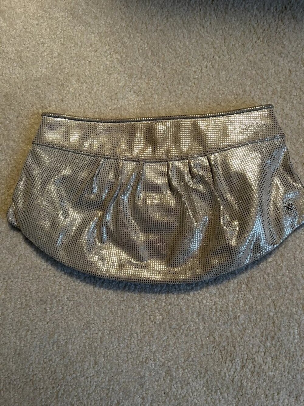 MAXX New York Silver Clutch